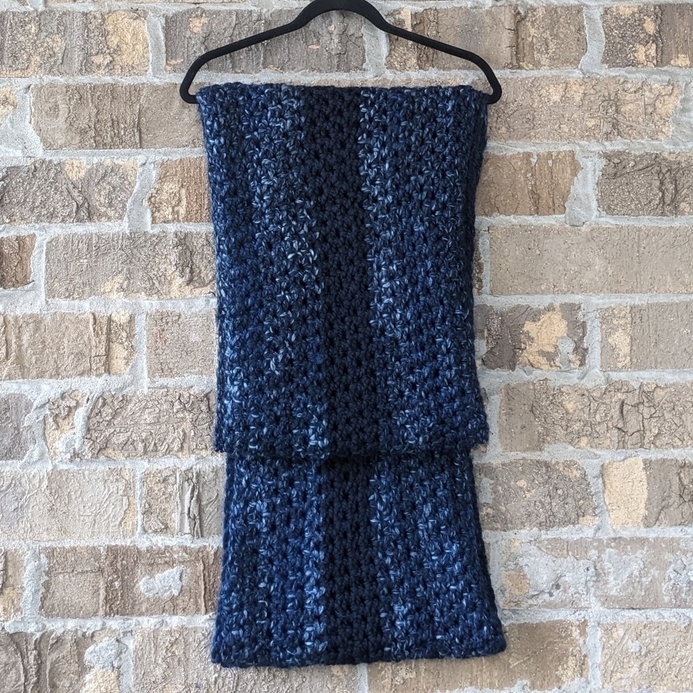 Handmade Chunky Double Knit Oversized Infinity Scarf Wrap Shades of Blue - Picture 5 of 5